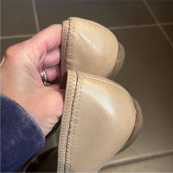 SIGERSON MORRISON Leather Cutaway Nude Pointed Toe Ballet Flats Quiet Luxury Tan - Picture 10 of 13